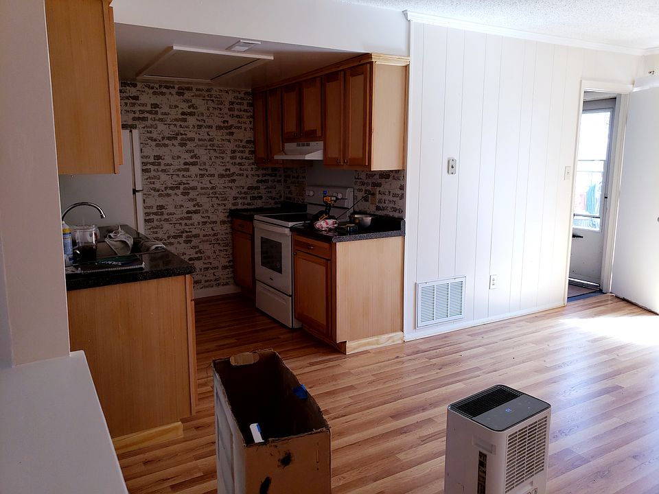1st image of 1452 Sierra Dr