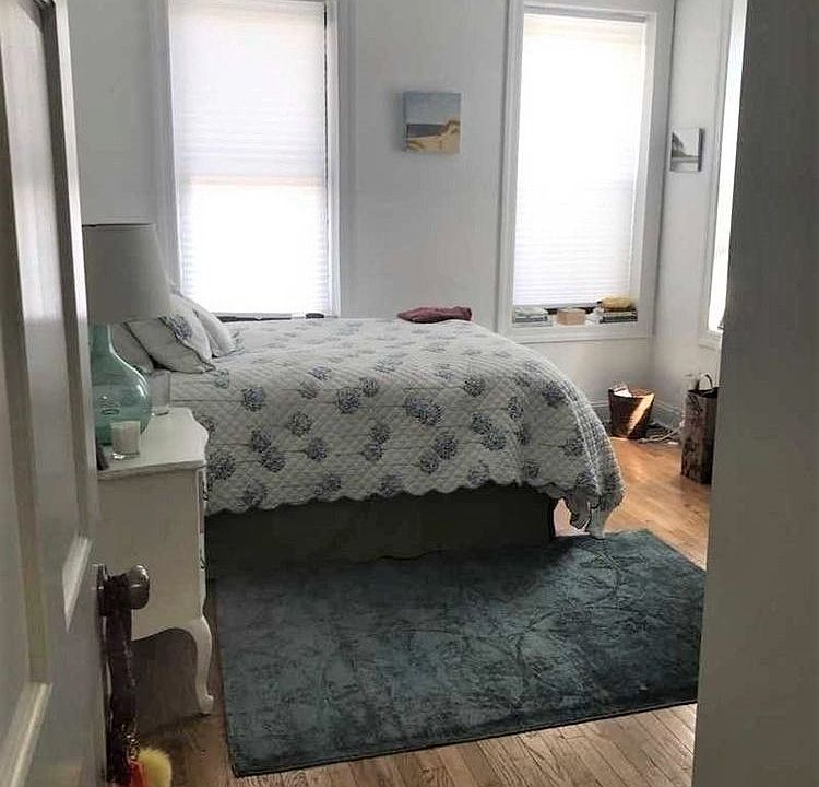 2nd image of 401 W 48th St APT 4N