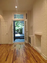 Rented by Metropolis Real Estate of Manhattan