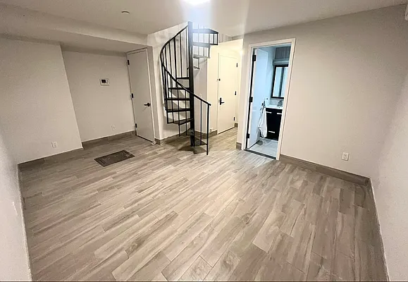 Rented by Rentopia | media 10