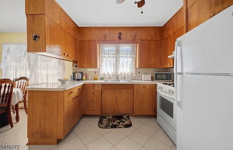 Thumbnail 12