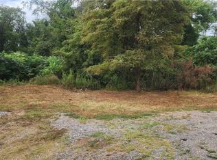 1305 Tuscarawas Rd, Beaver, PA 15009