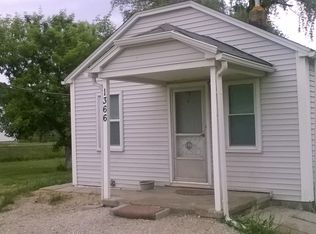 1366 Taylor Rd, Auburn Hills, MI 48326