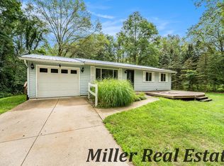 5025 Lindsey Rd, Delton, MI 49046