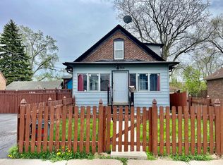 919 Broadway Ave, North Chicago, IL 60064