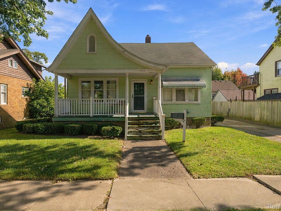 1st image of 1710 10th Ave