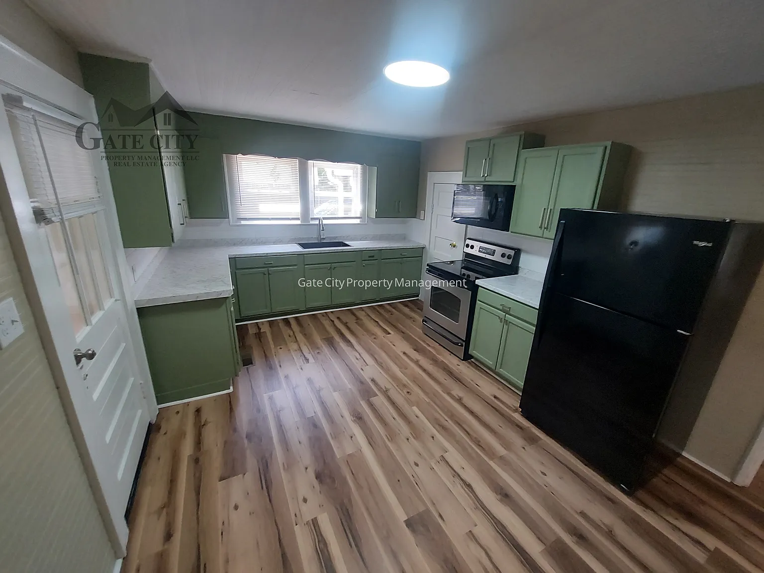 2 bed, $1,195 — Photo 3