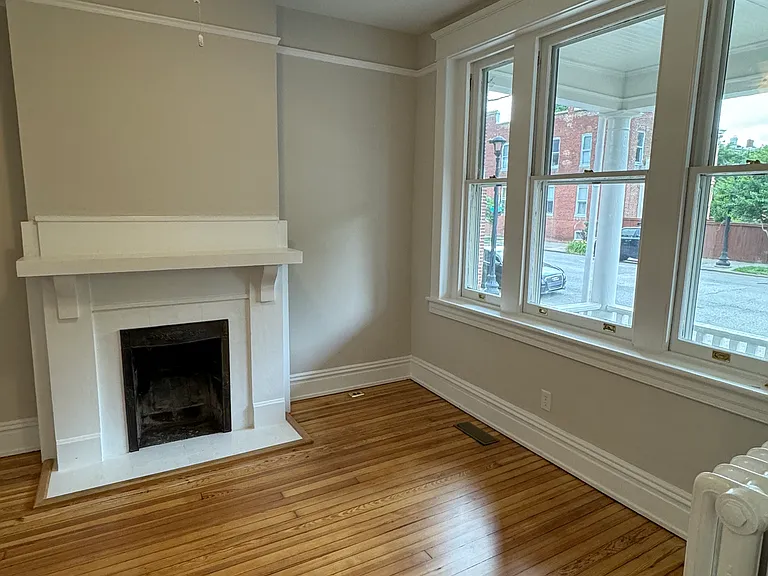 2711 Floyd Ave #B — Photo 4