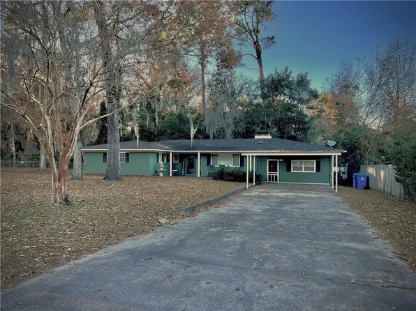 916 Cedar Ln, Brunswick, GA 31523