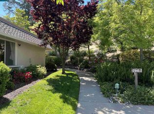 2945 Ptarmigan Dr APT 2, Walnut Creek, CA 94595