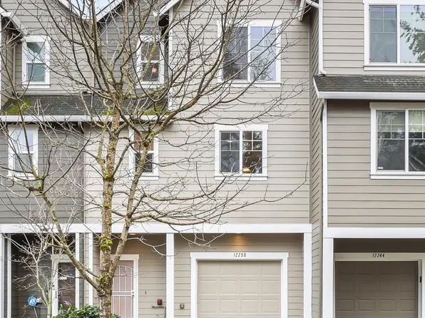 12250 SE Long St, Portland, OR 97236