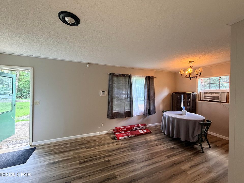 7th image of 1184 Farmer Rd