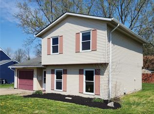 903 Waterloo Ln, Medina, OH