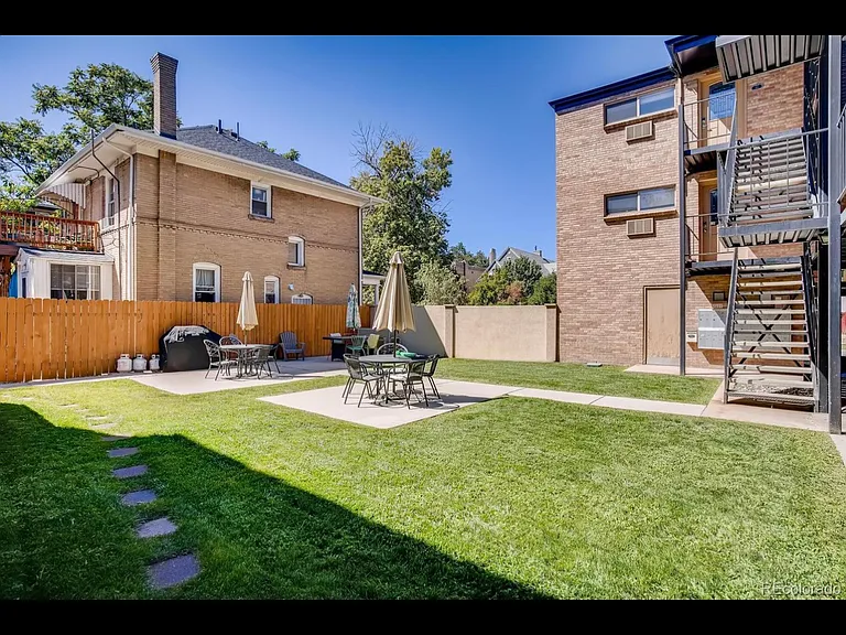 558 N Washington St #301 — Photo 2