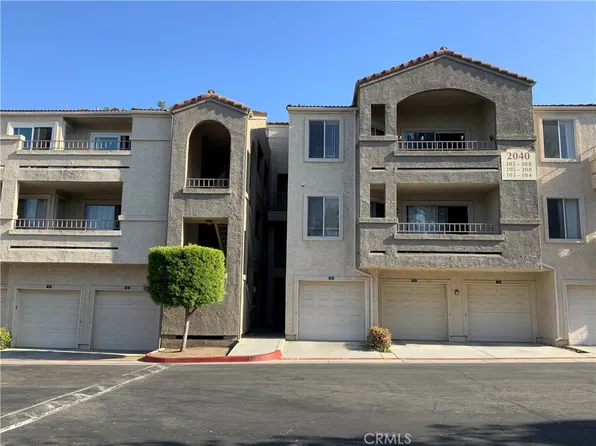 2040 Las Colinas Cir Unit 305, Corona, CA 92879