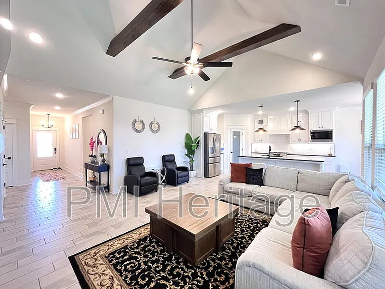 2061 Larry Ln — Photo 5