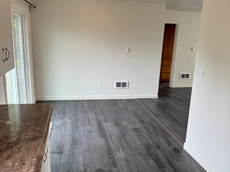 1215 23rd Ave SE #1 — Photo 9