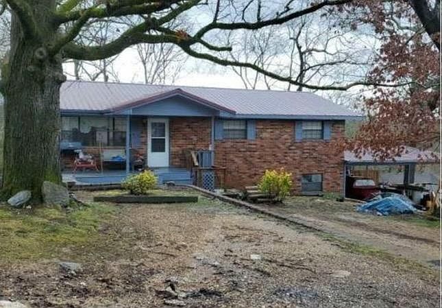 1st image of 54 Carolyn Ln
