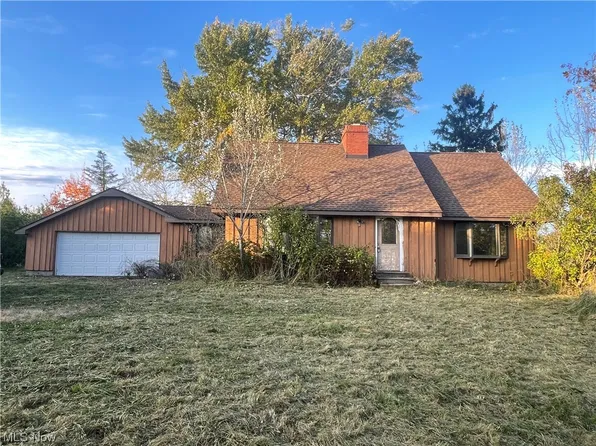 14282 Mayfield Rd, Huntsburg, OH 44046