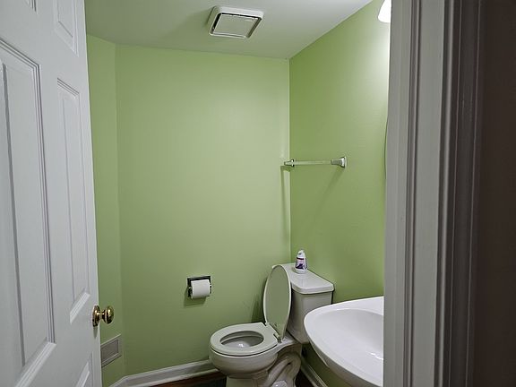 5th image of 8950 W Heathwood Cir