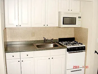 Rented by Chartwell Manhattan Realty