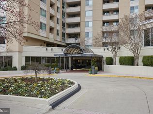 4601 N Park Ave APT 521, Chevy Chase, MD