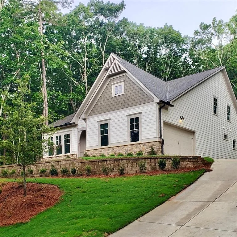 110 Leopard Ct photo 1