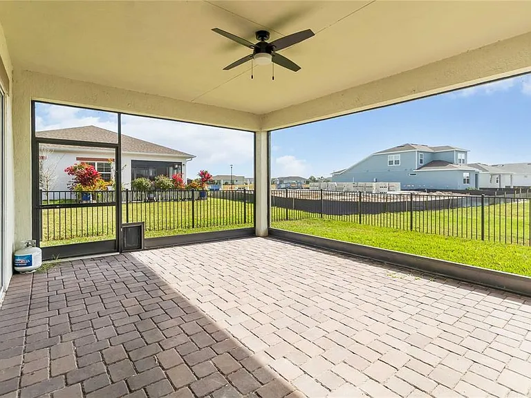 2709 Greenlands St — Photo 30
