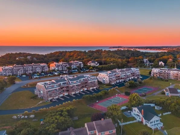 4 Highland Ter APT 403, Plymouth, MA 02360