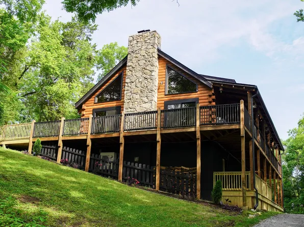 2676 Thompson Station Rd E, Thompsons Station, TN 37179