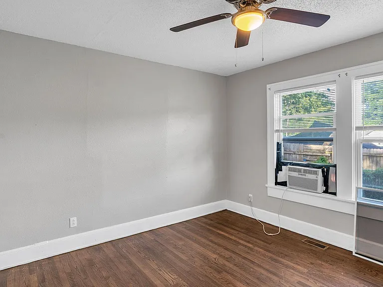3515 E King Pl — Photo 38