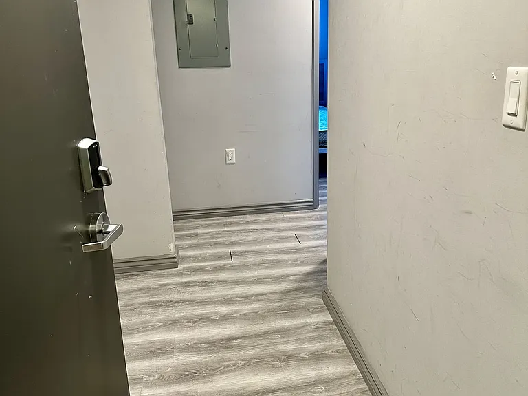 275 F Larch St #313 — Photo 7