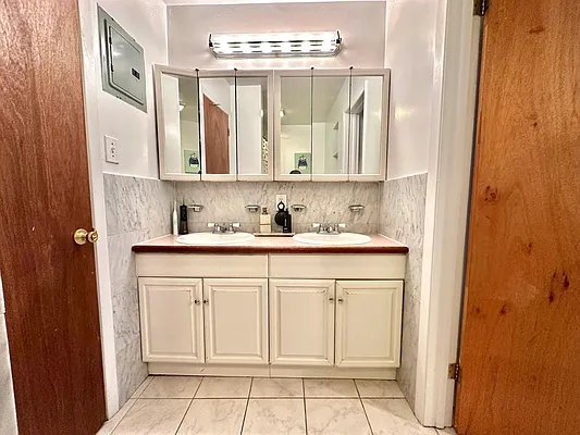 Rented by Oxford Property Group | media 21