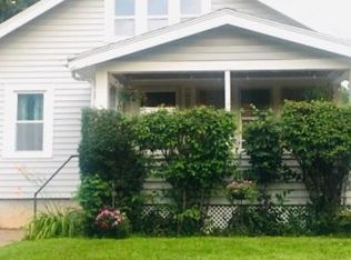 1009 Fuller Ave, Saint Paul, MN 55104
