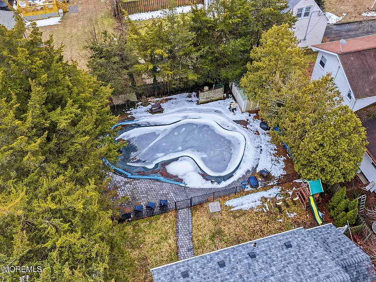 416 Roosevelt Ave — Photo 39