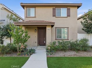 1207 Garnet Ct, Colton, CA 92324