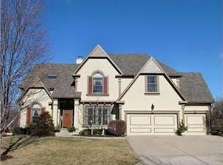 9304 W 149th Ter, Overland Park, KS 66221