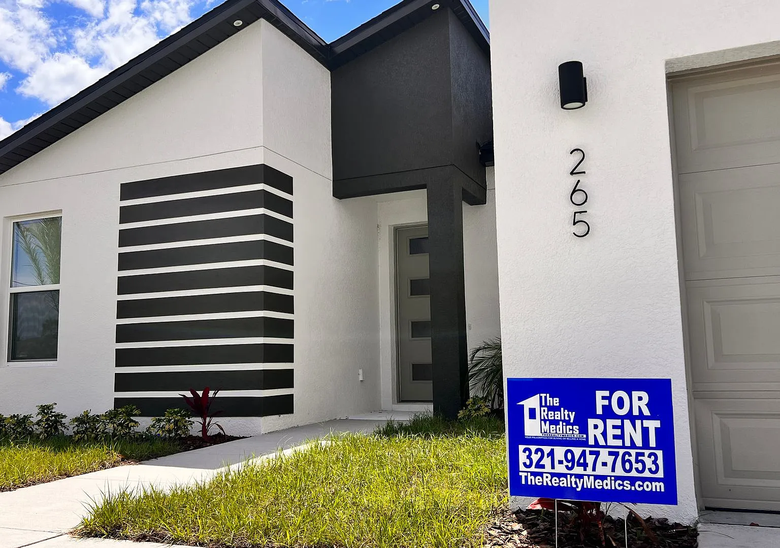 Beautiful 4 Bedroom, 2 Bathroom Home In Poinciana!! Cable And Internet Included! — Photo 3