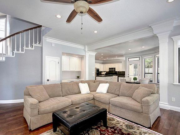 3rd image of 11719 Red Hill Ct