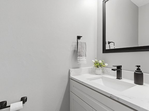 4th image of 6388 Inverness Way