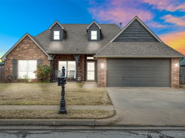 12 Dogwood St, Kiefer, OK 74041