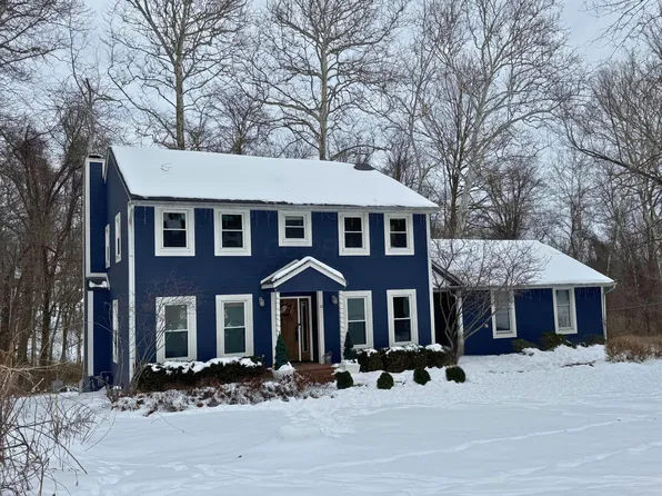 10 Denbigh Dr, Granville, OH 43023