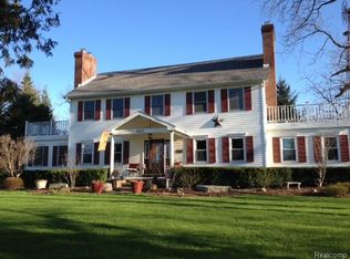 4615 Vines Rd, Howell, MI 48843