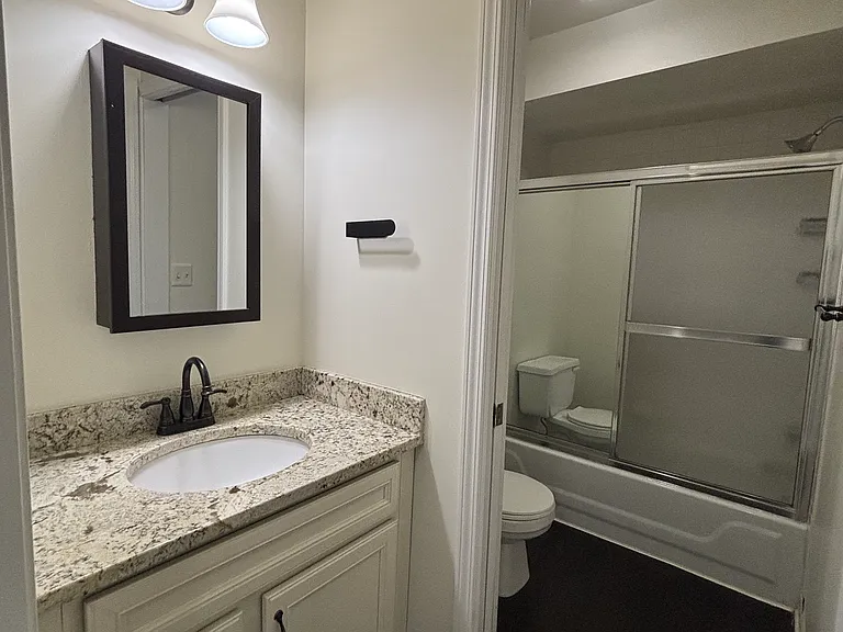 1493 E Forteen Mile Rd — Photo 13