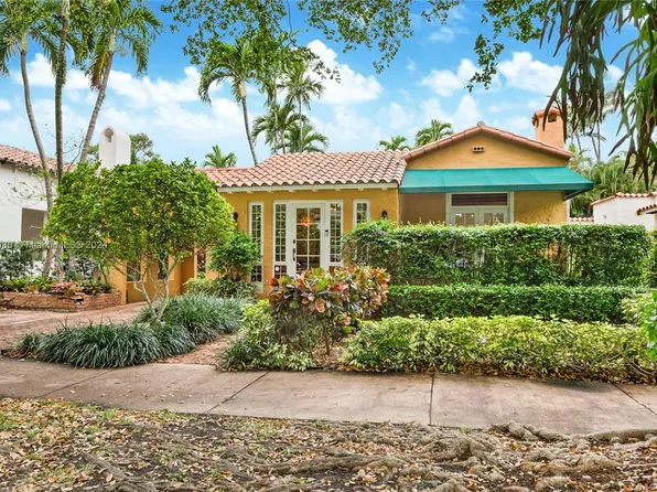 6904 Portillo St, Coral Gables, FL 33146
