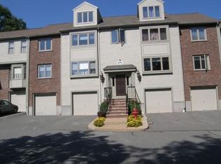 64 Maple St APT E, Canton, MA 02021