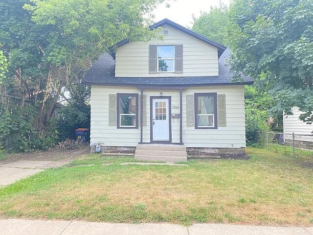 1st image of 1360 Paris Ave NE
