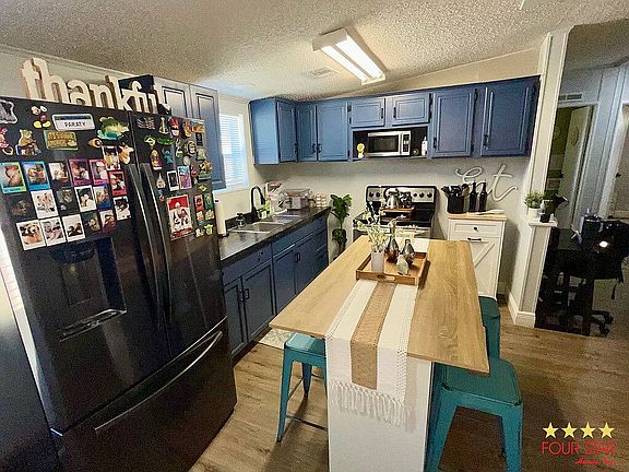 2nd image of 662 Arrow Ln