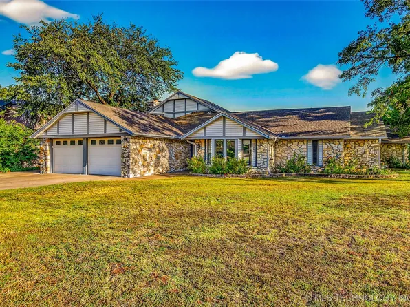 275 Turkey Creek Rd, Bartlesville, OK 74006