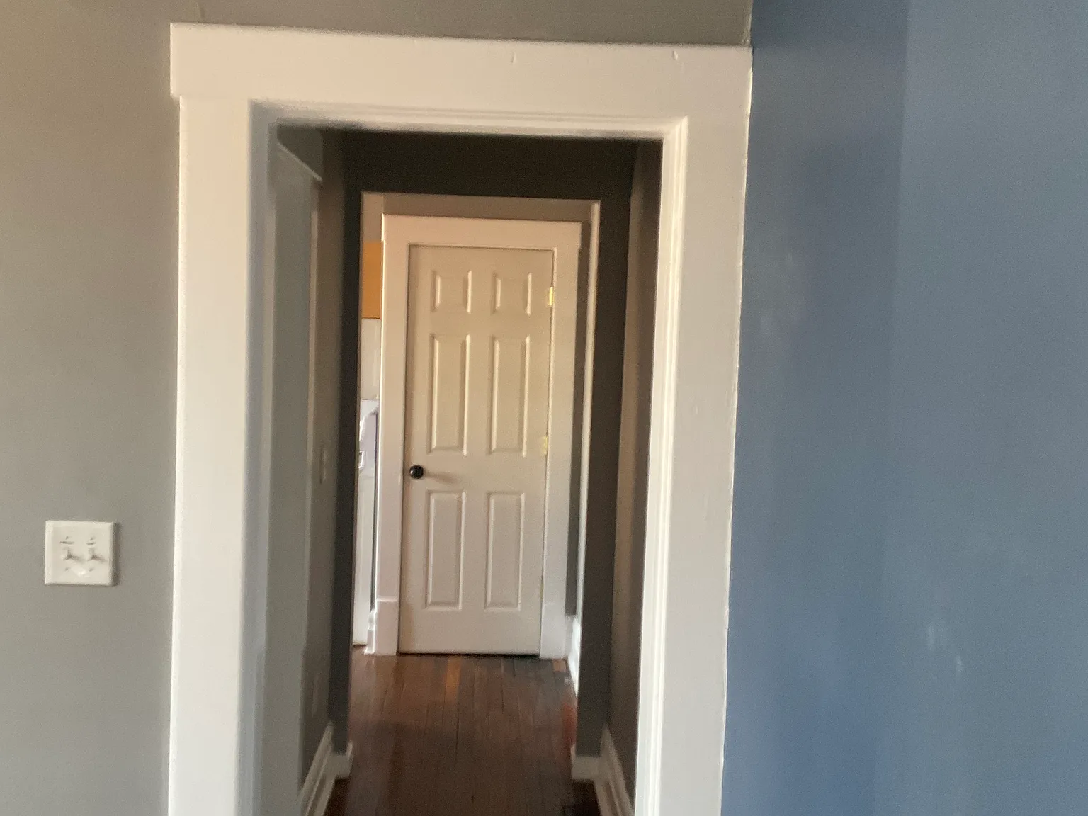 2 bed, 1300 sqft, $1,420 — Photo 2